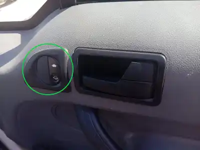 Автозапчасти б/у выключатель переднего правого окна за ford transit connect (tc7) furgón (2006->) ссылки oem iam  Автозапчасти б/у выключатель переднего правого окна за ford transit connect (tc7) furgón (2006->) ссылки oem iam