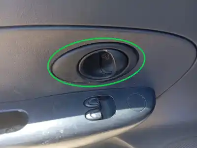 Pezzo di ricambio per auto di seconda mano maniglia interna anteriore sinistra per daewoo matiz cd riferimenti oem iam 