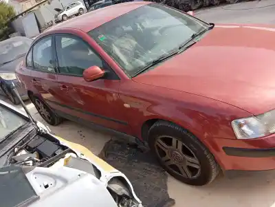 Pezzo di ricambio per auto di seconda mano ALZACRISTALLI ANTERIORE DESTRO per VOLKSWAGEN PASSAT B5 (3B2)  Riferimenti OEM IAM   