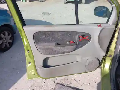 Автозапчастина б/у оббірка передніх дверей ліва для renault scenic (ja..) 1.9 dci century 102 cv / 75 kw посилання на oem iam 