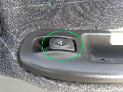 Автозапчастина б/у передній правий віконний вимикач для RENAULT SCENIC (JA..) 1.9 dCi Century 102 CV / 75 KW Посилання на OEM IAM   