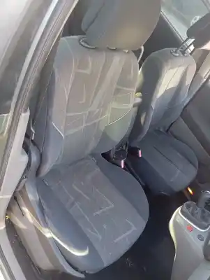 Автозапчастина б/у передне праве сиділо для renault scenic ii pack authentique посилання на oem iam 