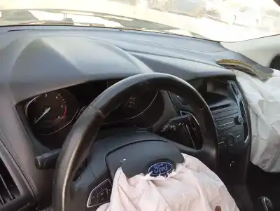 Second-hand car spare part steering wheel for ford focus iii 1.5 tdci oem iam references 