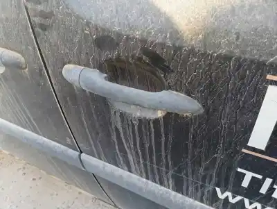 Peça sobressalente para automóvel em segunda mão Puxador Exterior Frente Direito por RENAULT KANGOO Dynamique Acción Especial Referências OEM IAM   