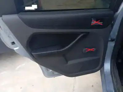 Gebrauchtes Autoersatzteil TÜRVERKLEIDUNG HINTEN LINKS zum FORD FOCUS BERLINA (CAP)  OEM-IAM-Referenzen   