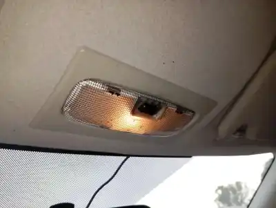 Peça sobressalente para automóvel em segunda mão luz interior por ford focus berlina (cap) ghia referências oem iam 