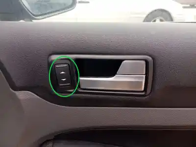 Peça sobressalente para automóvel em segunda mão botão / interruptor elevador vidro dianteiro direito por ford focus berlina (cap) ghia referências oem iam 