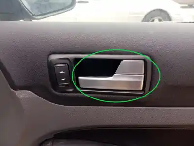 Peça sobressalente para automóvel em segunda mão puxador interior dianteiro direito por ford focus berlina (cap) ghia referências oem iam 
