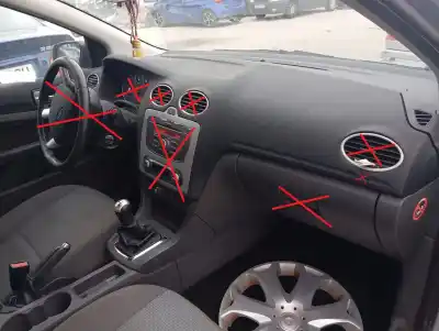 Peça sobressalente para automóvel em segunda mão tablier por ford focus berlina (cap) ghia referências oem iam   