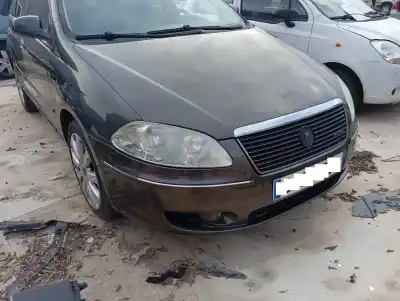 Peça sobressalente para automóvel em segunda mão farol / farolim direito por fiat croma (194_) 2.4 d multijet referências oem iam 