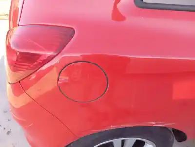 Peça sobressalente para automóvel em segunda mão tampa de combustível externa por opel corsa d ´´111 years´´ referências oem iam 