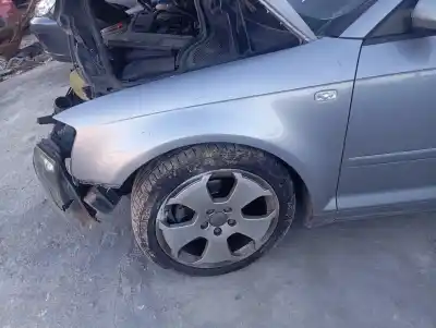 Peça sobressalente para automóvel em segunda mão GUARDA-LAMAS DIANTEIRO ESQUERDO por AUDI A3 (8P)  Referências OEM IAM   