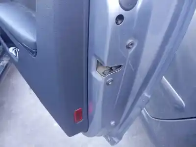 Peça sobressalente para automóvel em segunda mão fechadura da porta dianteira direita por audi a3 (8p) 2.0 fsi ambiente referências oem iam 