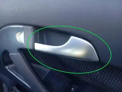 Peça sobressalente para automóvel em segunda mão puxador interior dianteiro direito por audi a3 (8p) 2.0 fsi ambiente referências oem iam 