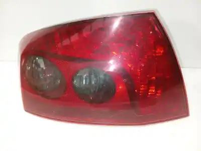 Second-hand car spare part left tailgate light for peugeot 407 sr confort oem iam references e203024  