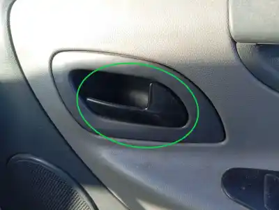 Second-hand car spare part Interior Right Front Handle for CITROEN JUMPY HDi 90 27 L1H1 Furg. 90 CV / 66 KW OEM IAM references   