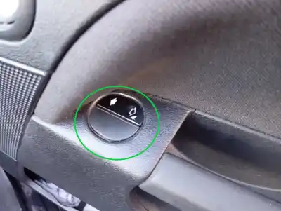 Pezzo di ricambio per auto di seconda mano interruttore alzacristalli anteriore destro per ford fiesta (cbk) ambiente riferimenti oem iam 