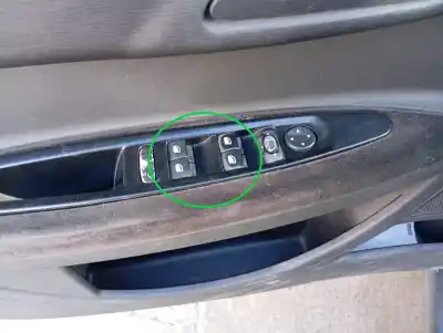 Second-hand car spare part LEFT FRONT POWER WINDOW SWITCH for CITROEN C4 BERLINA Collection OEM IAM references   