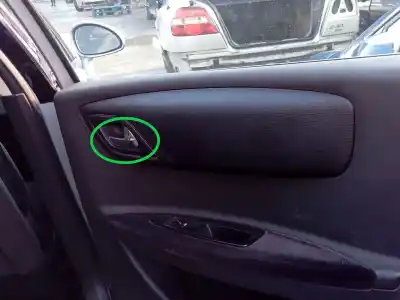 Second-hand car spare part interior right rear handle for citroen c4 berlina collection oem iam references 