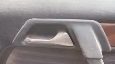 Pièce détachée automobile d'occasion POIGNÉE INTÉRIEURE ARRIÈRE DROITE pour MERCEDES-BENZ CLASE E (W124) FAMILIAR 280 TE / E 280 (124.088) 197 CV / 145 KW Références OEM IAM   