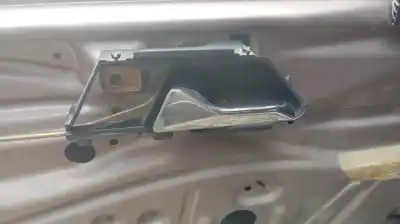 Pièce détachée automobile d'occasion POIGNÉE INTÉRIEURE ARRIÈRE GAUCHE pour MERCEDES-BENZ CLASE E (W124) FAMILIAR 280 TE / E 280 (124.088) 197 CV / 145 KW Références OEM IAM   