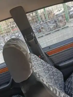 Peça sobressalente para automóvel em segunda mão CINTO DE SEGURANÇA DIANTEIRO ESQUERDO por MERCEDES-BENZ CLASE E (W124) BERLINA D-Turbo 300 (124.133) 147 CV / 108 KW Referências OEM IAM   