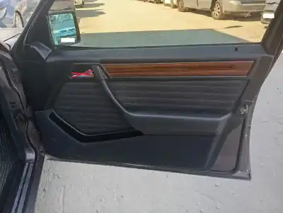 Second-hand car spare part LEFT FRONT DOOR TRIM for MERCEDES-BENZ CLASE E (W124) BERLINA D-Turbo 300 (124.133) 147 CV / 108 KW OEM IAM references   