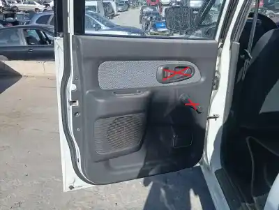 Peça sobressalente para automóvel em segunda mão FORRA / REVESTIMENTO DA PORTA TRASEIRA ESQUERDA por MITSUBISHI L 200 (K6/7) 2500 TD American Spirit Referências OEM IAM   