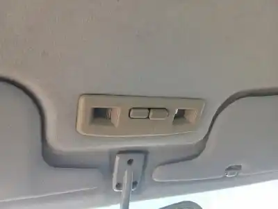 Peça sobressalente para automóvel em segunda mão LUZ INTERIOR por MITSUBISHI L 200 (K6/7) 2500 TD American Spirit Referências OEM IAM   