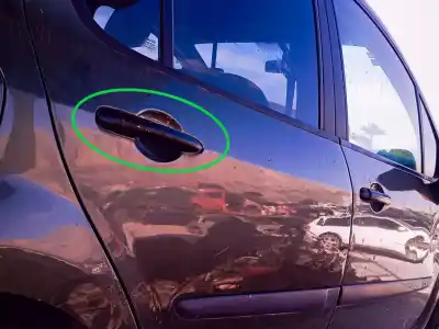 Second-hand car spare part exterior right rear door handle for renault modus confort dynamique oem iam references 
