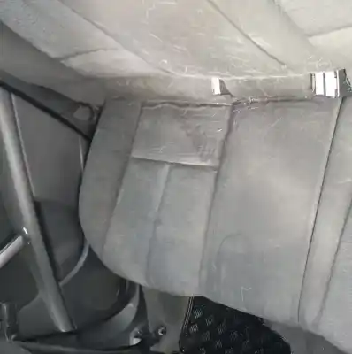 Peça sobressalente para automóvel em segunda mão BANCOS TRASEIROS DIREITOS por PEUGEOT 407 SW SR Confort Referências OEM IAM   