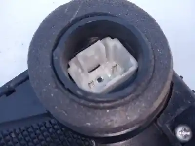 Автозапчасти б/у замок передней правой двери за toyota yaris (ksp9/scp9/nlp9) blue ссылки oem iam  e2-b4-18-2 