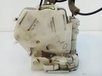 Second-hand car spare part rear left door lock for honda fr-v (be) 1.7 (be1) oem iam references  e2a-a2-55-2 