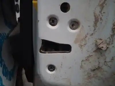 Tweedehands auto-onderdeel achter rechts deurslot voor ford tourneo courier (c4a) ambiente oem iam-referenties 