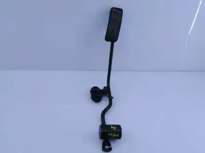 Second-hand car spare part Accelerator Pedal for TOYOTA LAND CRUISER (J9) TD GX OEM IAM references 7611160030 E3-B2-13-3 