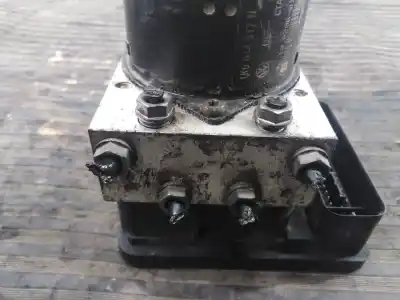 Peça sobressalente para automóvel em segunda mão abs por seat leon (1p1) stylance / style referências oem iam 1k0614517n p3-a8-10-3 