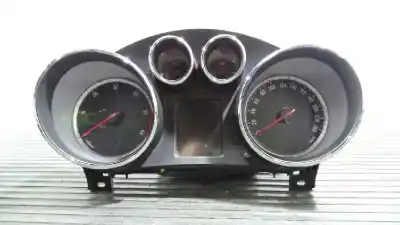 Pièce détachée automobile d'occasion Compteur De Vitesse Tableau De Bord pour OPEL INSIGNIA BERLINA Cosmo Références OEM IAM 20970768 E3-A5-23-4 365903926