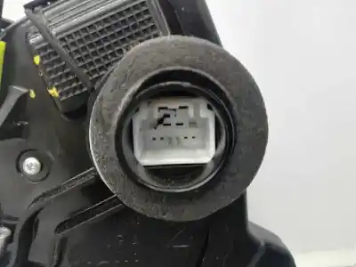 Second-hand car spare part front right door lock for toyota auris advance oem iam references a084219 e2-b4-25-1 