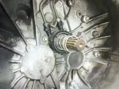 Second-hand car spare part gearbox for land rover freelander e familiar oem iam references 5495775  