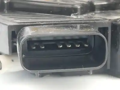 Peça sobressalente para automóvel em segunda mão fechadura da porta dianteira esquerda por kia cee´d drive referências oem iam 81310a2400  