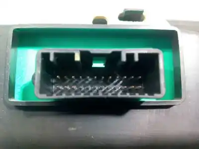 Peça sobressalente para automóvel em segunda mão quadrante por dacia sandero laureate referências oem iam p248104802r e1-a1-19-3 1836019