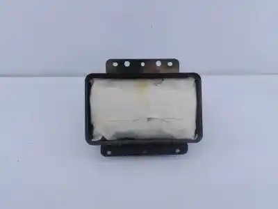 Автозапчастина б/у  для SSANGYONG RODIUS  Посилання на OEM IAM 8621021002 E1-B3-8-2 SSLV953VAYF