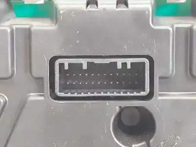 Peça sobressalente para automóvel em segunda mão quadrante por renault clio iv limited referências oem iam 248108588r e3-a3-3-1 vpcrrf10849ep