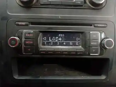 Gebrauchtes Autoersatzteil AUDIOSYSTEM / RADIO-CD zum VOLKSWAGEN CADDY KA/KB (2C)  OEM-IAM-Referenzen   