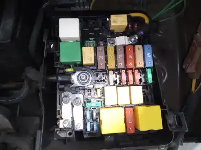 Pièce détachée automobile d'occasion boîtes à fusibles pour citroen c4 picasso 1.2 12v e-thp références oem iam   