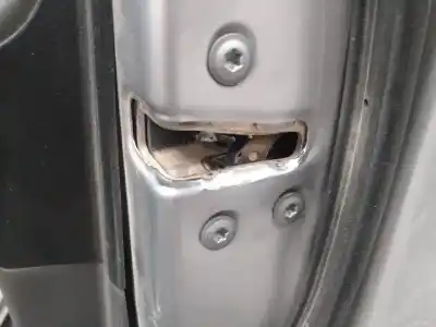 Peça sobressalente para automóvel em segunda mão fechadura da porta dianteira direita por toyota land cruiser (j15) basis referências oem iam 