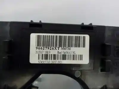 Pièce détachée automobile d'occasion commande d'essuie glace pour citroen c4 picasso sx références oem iam 96591774xt e3-b2-34-2  Pièce détachée automobile d'occasion commande d'essuie glace pour citroen c4 picasso sx références oem iam 96591774xt e3-b2-34-2