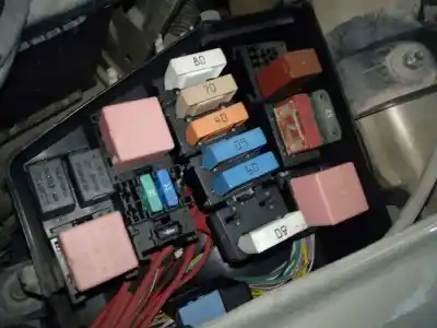 Second-hand car spare part fuse box unit for dacia duster 1.5 dci diesel fap cat oem iam references   