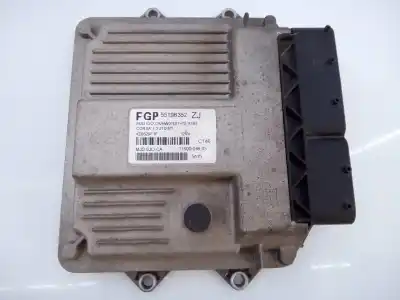 Recambio de automóvil de segunda mano de centralita motor uce para opel corsa c corsavan referencias oem iam 55196352zj