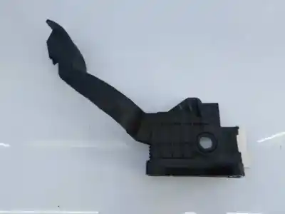 Second-hand car spare part accelerator pedal for opel corsa d cosmo oem iam references 13305804 e3-a5-17-2 